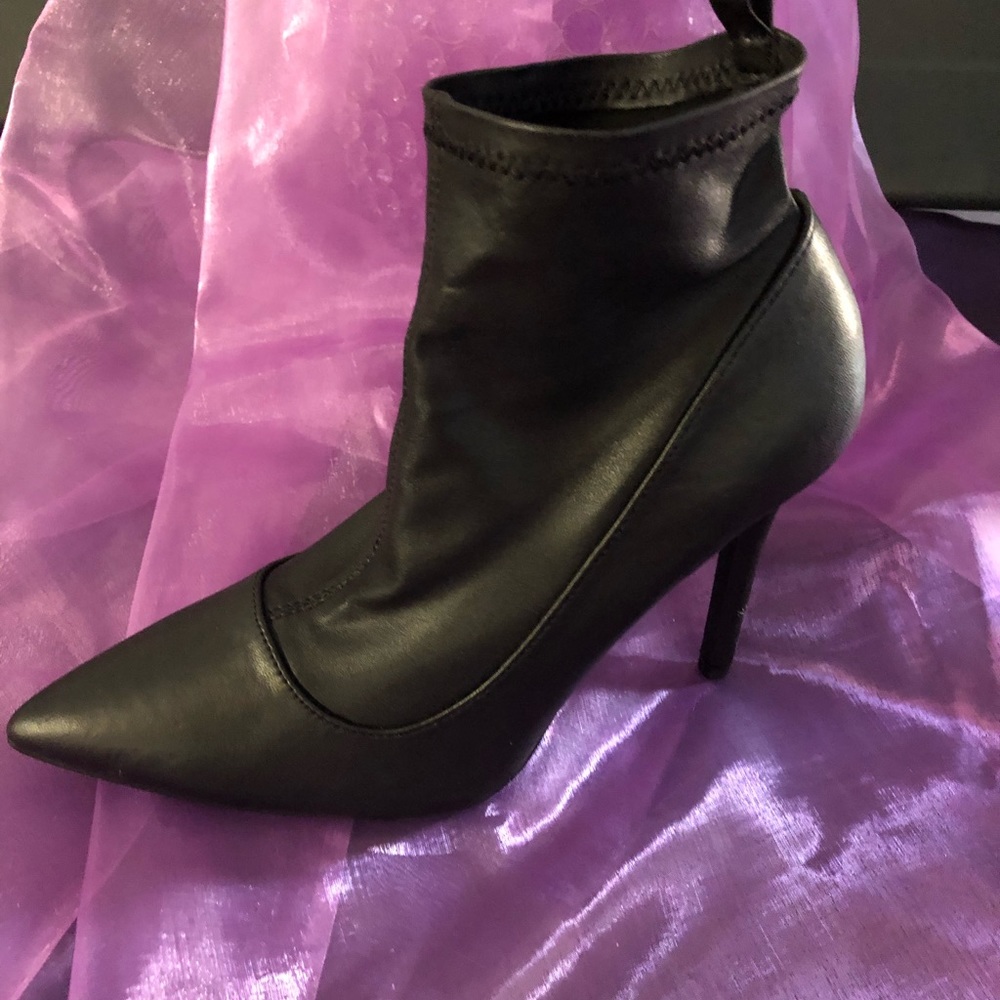 Slip on Bootie